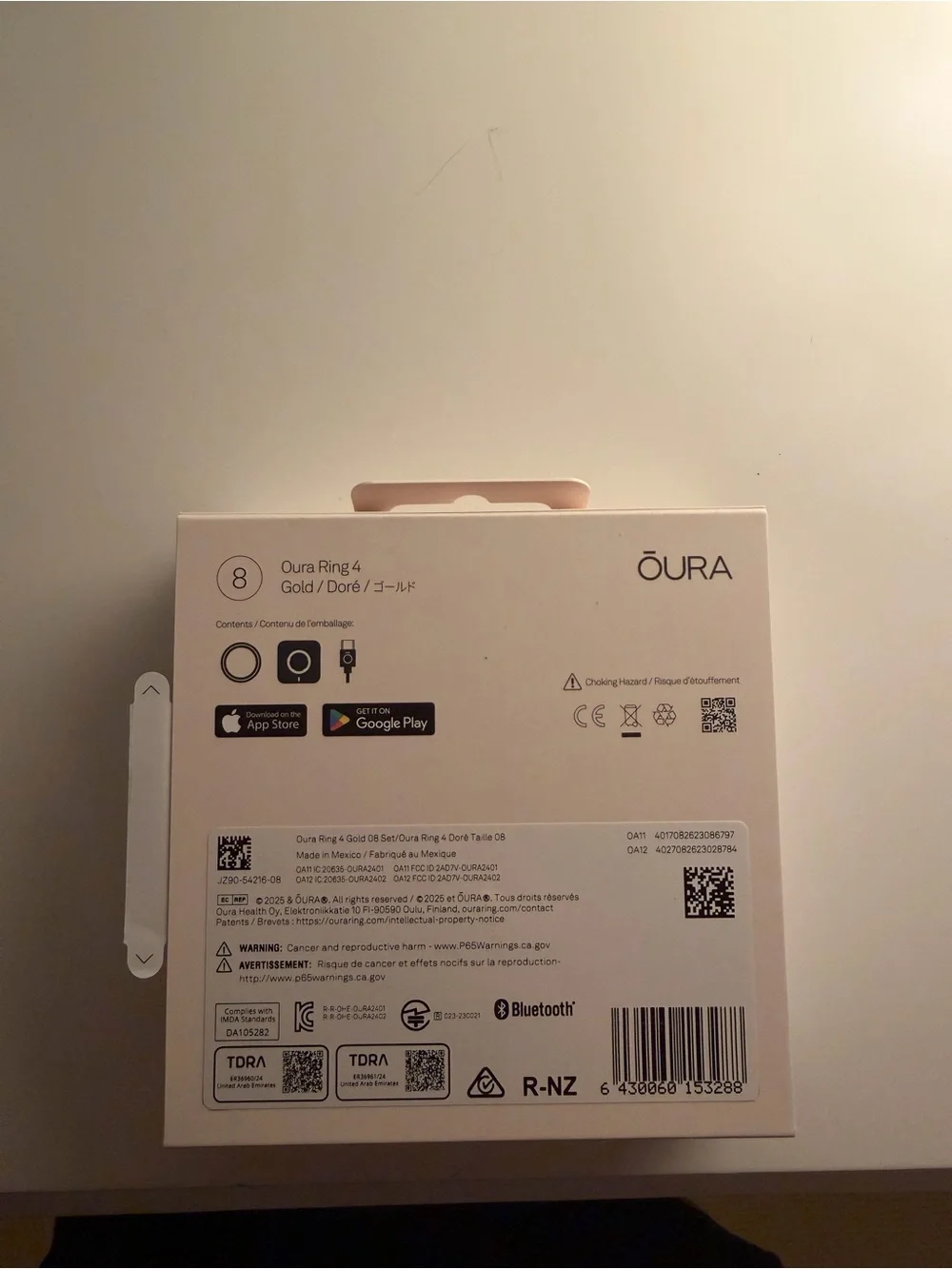 Oura Ring 4- Gold size 8